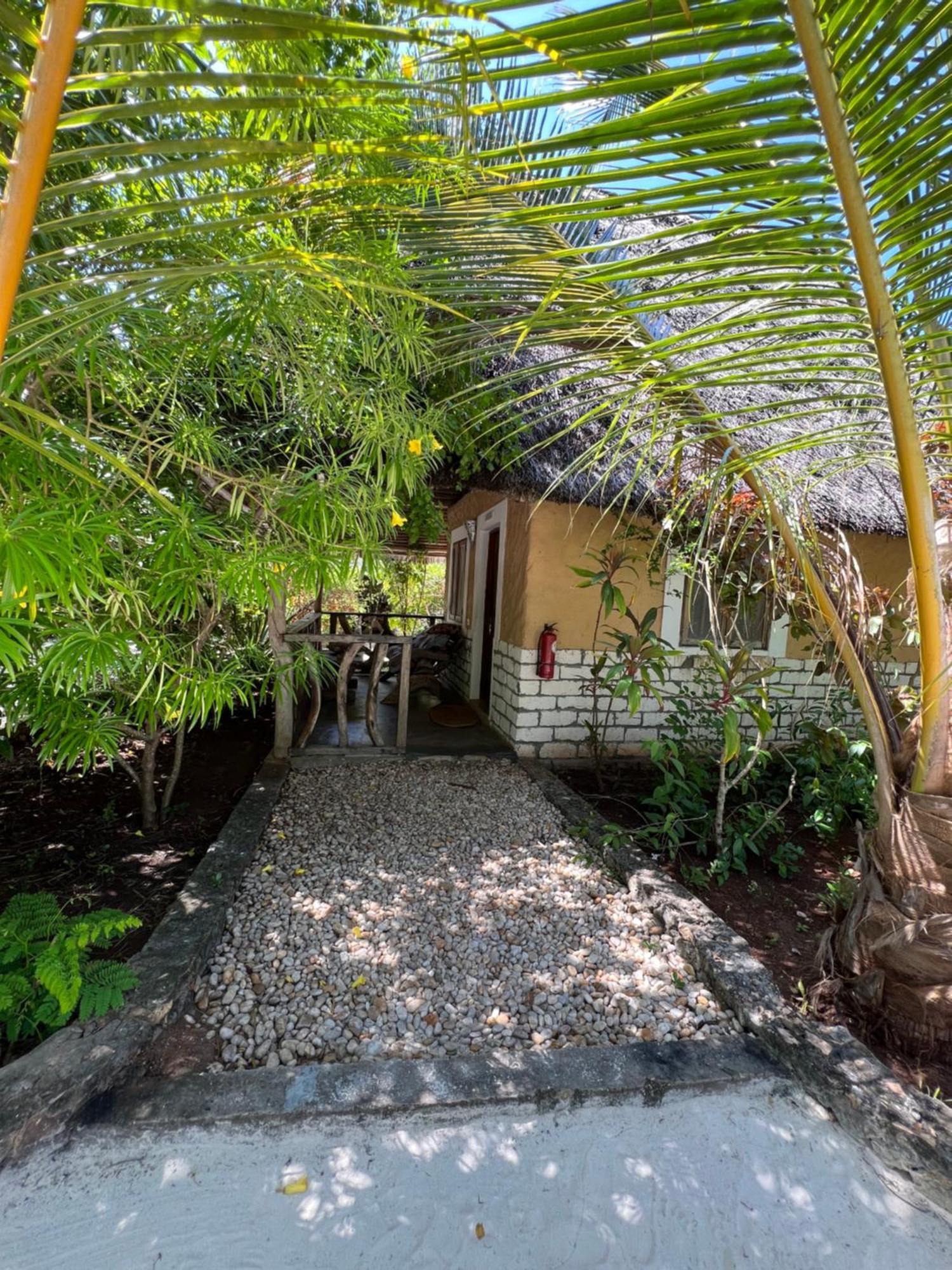 Ujamaa Beach Resort Makunduchi Luaran gambar
