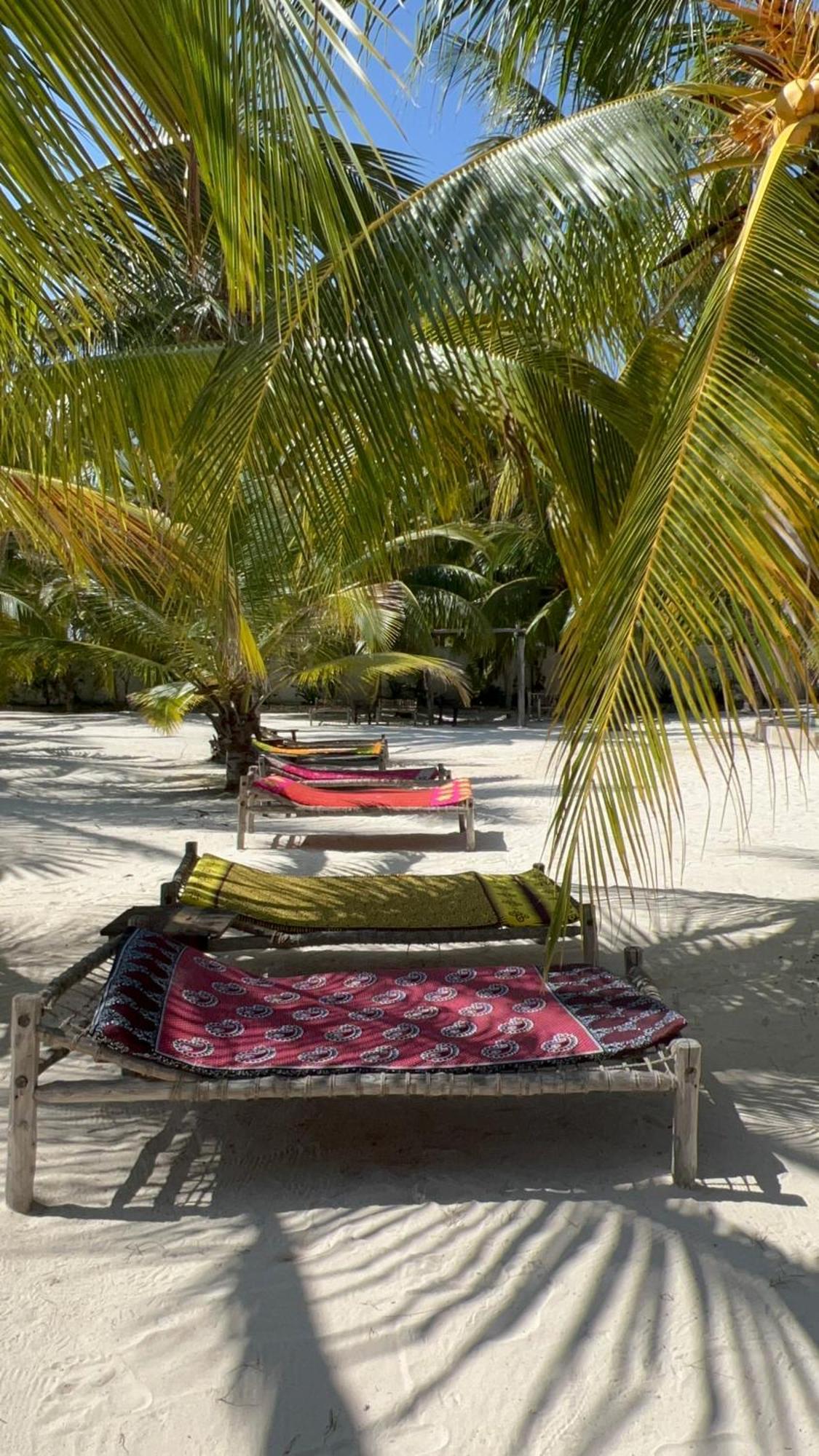 Ujamaa Beach Resort Makunduchi Luaran gambar
